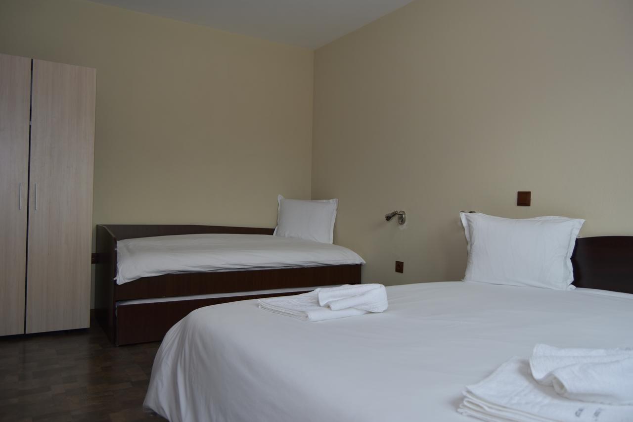 Family Hotel Balkana อาพริลซี ภายนอก รูปภาพ